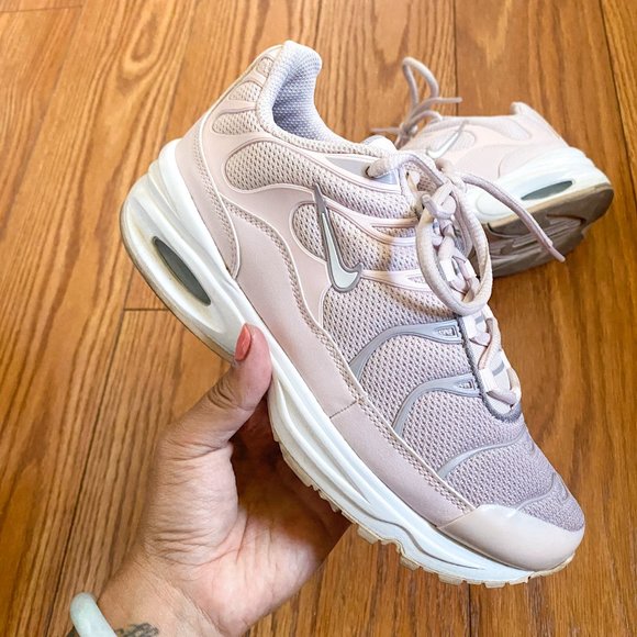 Light Pink Air Max Plus - Picture 2 of 7